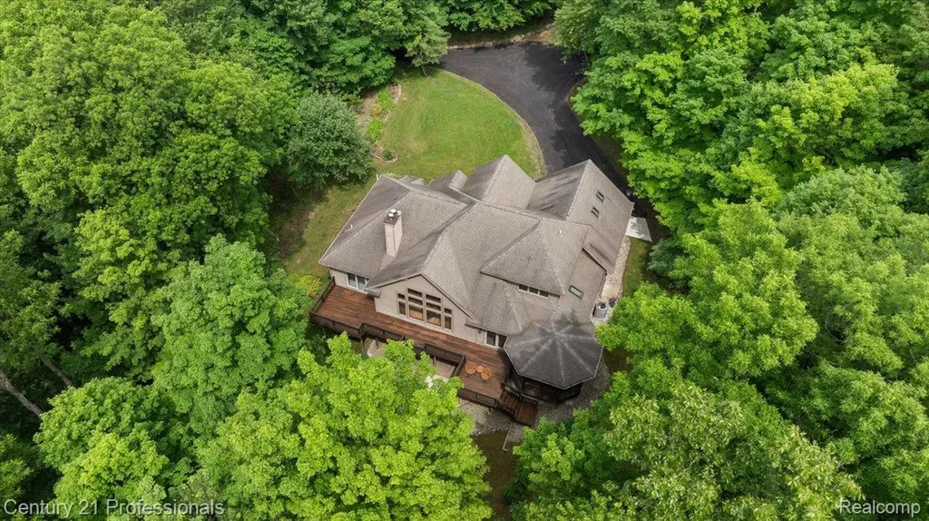 9867 Rainbow Ridge Drive Prairie Ronde Township MI 49087