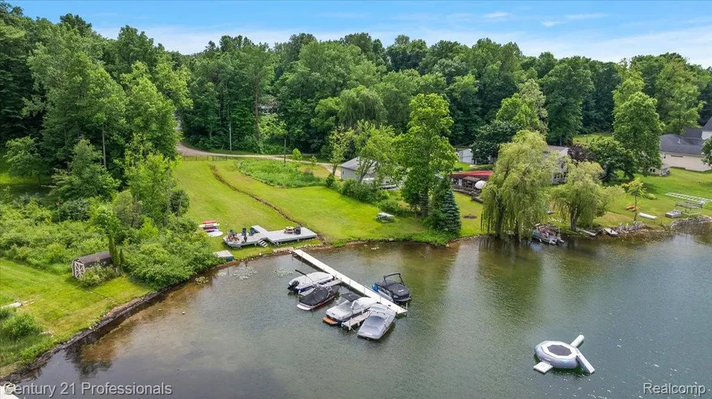 9867 Rainbow Ridge Drive Prairie Ronde Township MI 49087