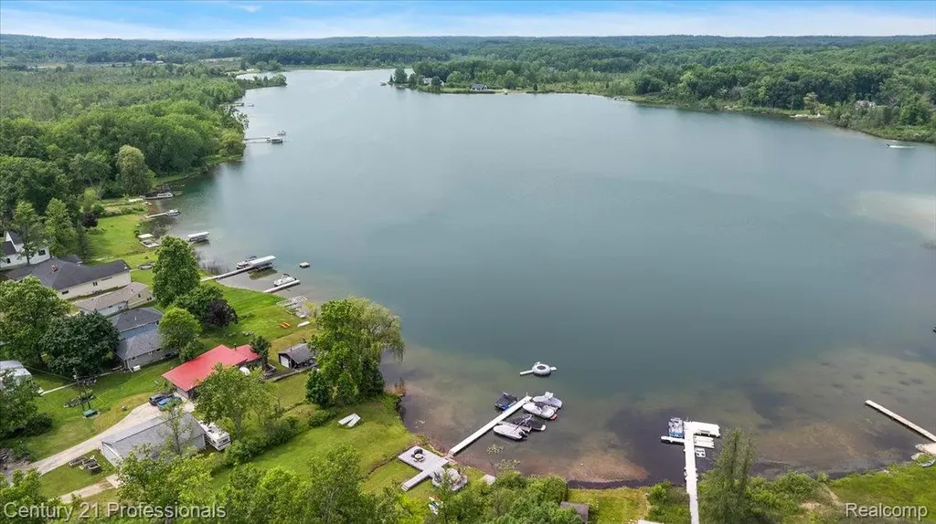 9867 Rainbow Ridge Drive Prairie Ronde Township MI 49087