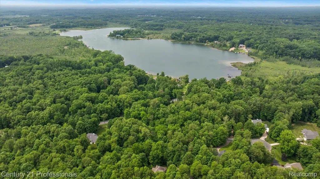 9867 Rainbow Ridge Drive Prairie Ronde Township MI 49087
