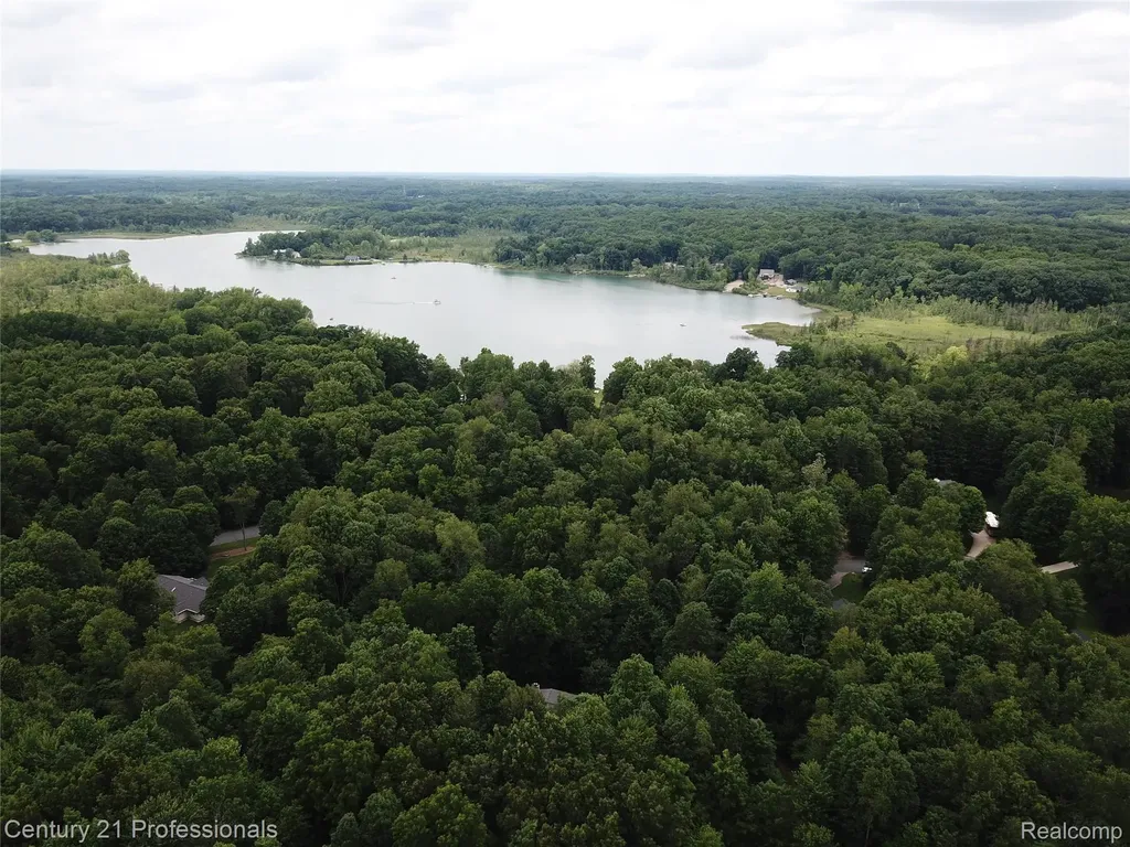 9867 Rainbow Ridge Drive Prairie Ronde Township MI 49087