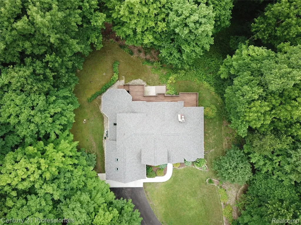 9867 Rainbow Ridge Drive Prairie Ronde Township MI 49087
