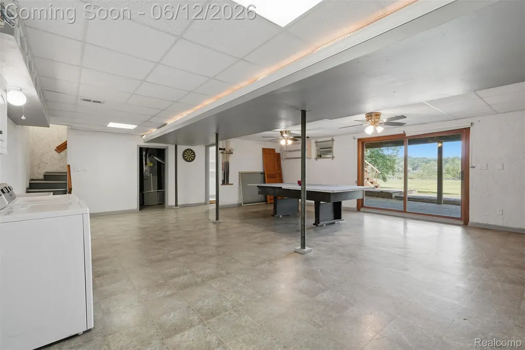 380 Sunset White Lake Charter Township MI 48383