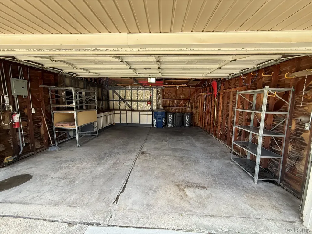 805 S Carlson Street Westland City MI 48186