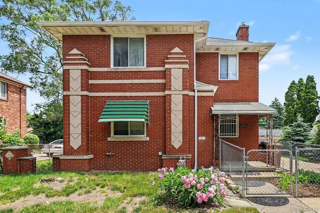 12851 E Outer Drive Detroit City MI 48224
