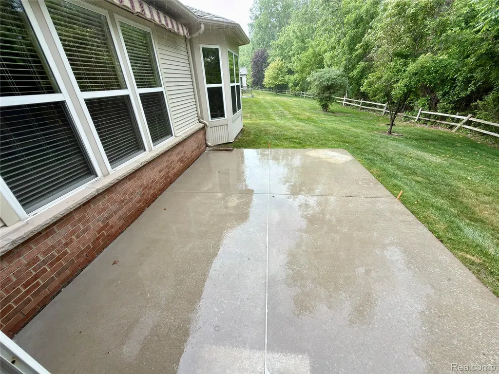 24600 Grand Traverse Avenue Brownstown Charter Township MI 48134