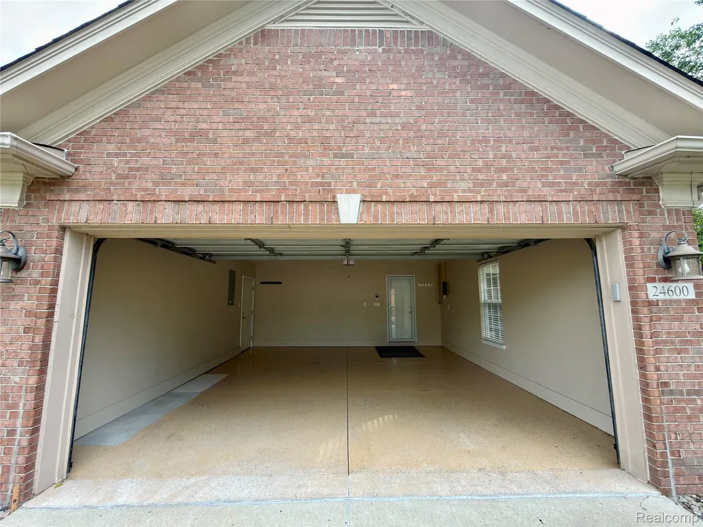 24600 Grand Traverse Avenue Brownstown Charter Township MI 48134