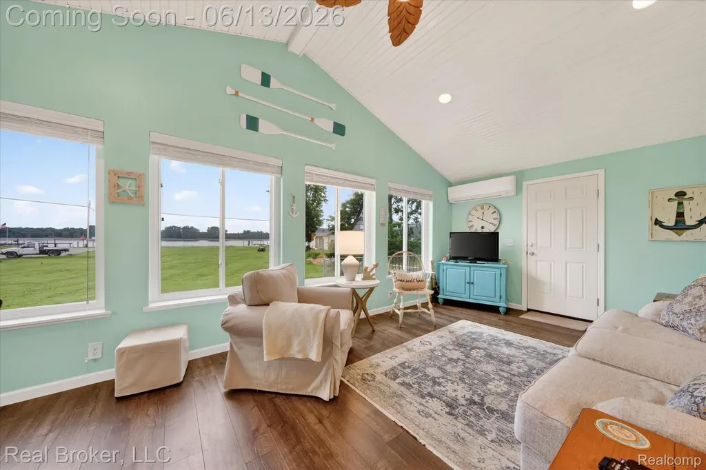 125 Maple Avenue Clay Township MI 48028