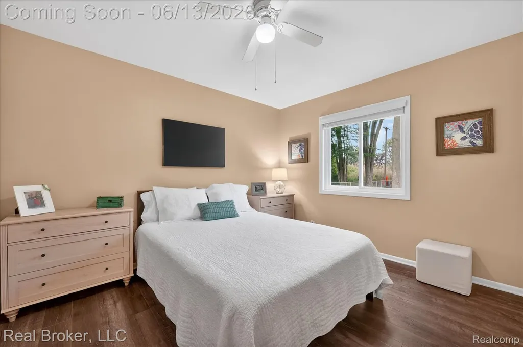 125 Maple Avenue Clay Township MI 48028