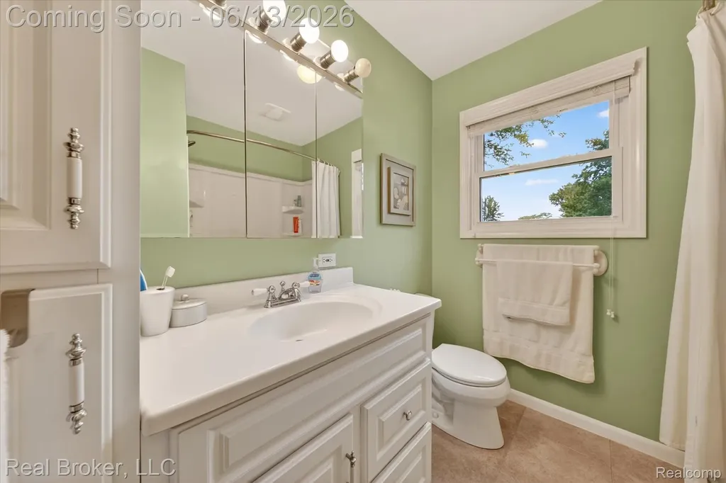 125 Maple Avenue Clay Township MI 48028