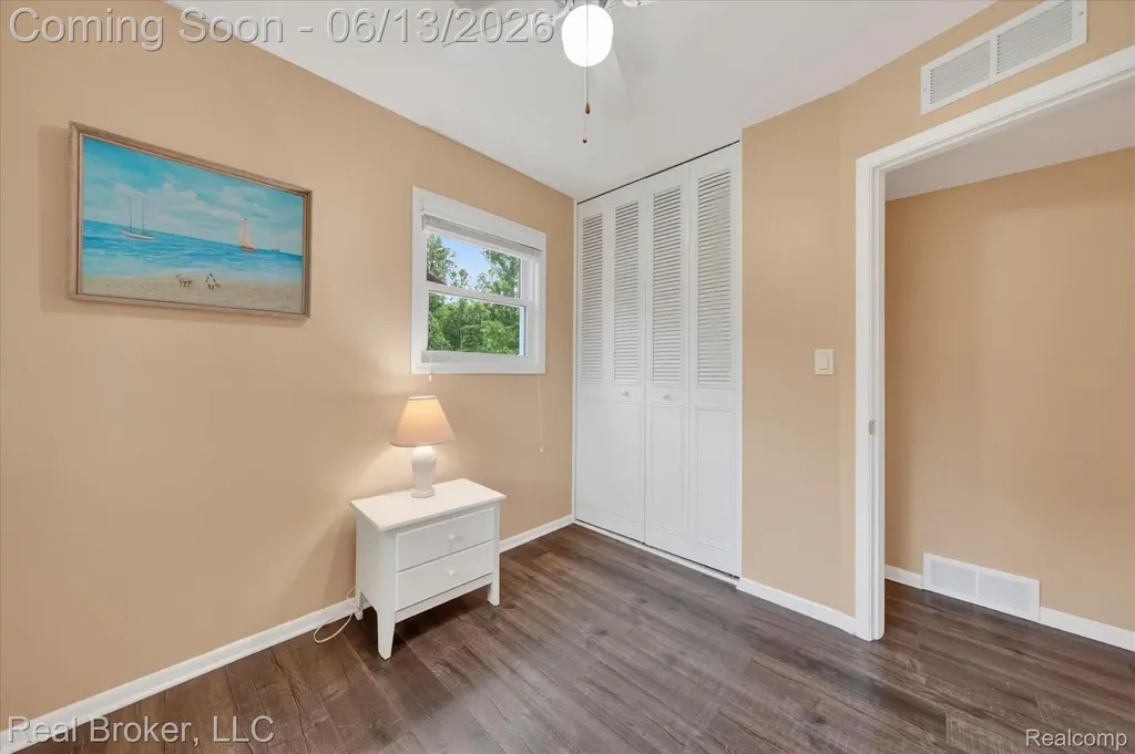 125 Maple Avenue Clay Township MI 48028