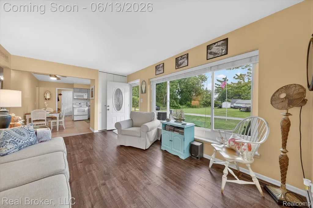 125 Maple Avenue Clay Township MI 48028