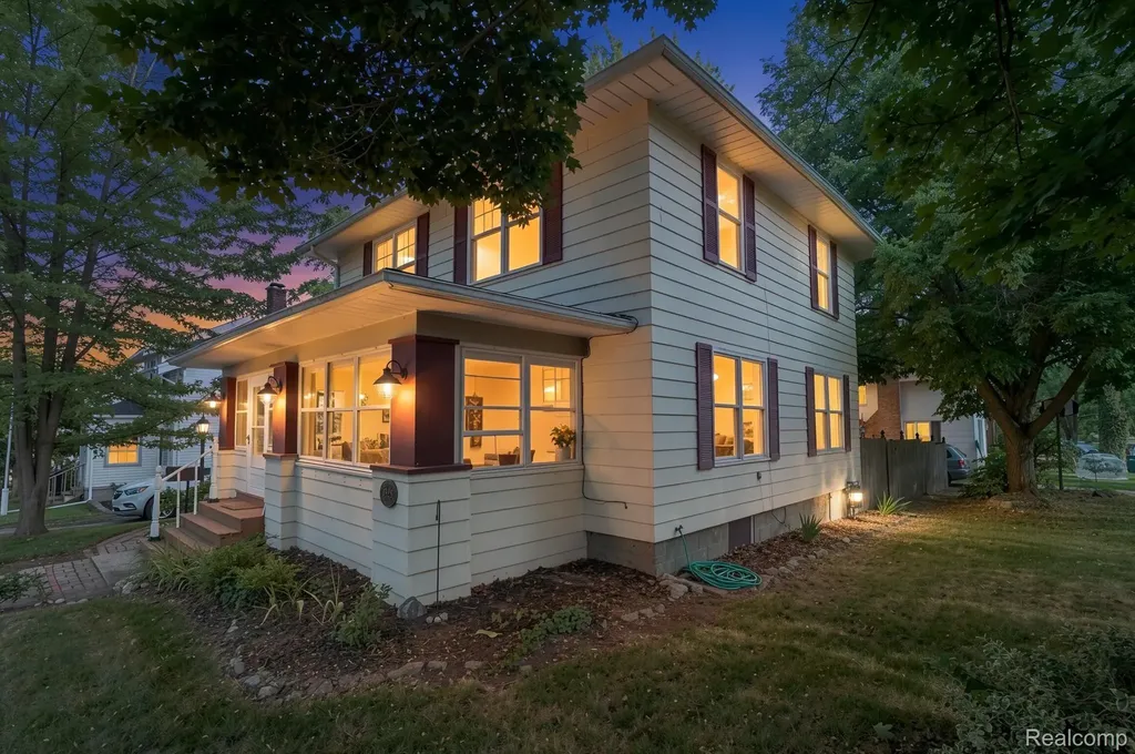 515 Jay Street St. Clair City MI 48079