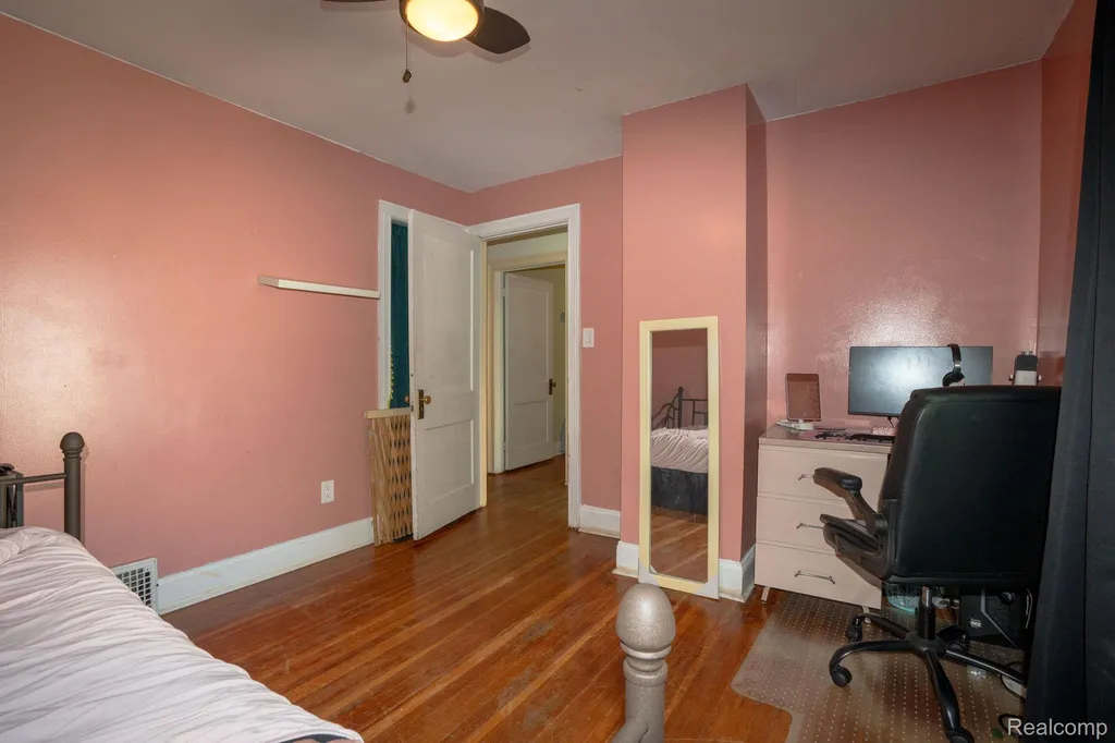 515 Jay Street St. Clair City MI 48079