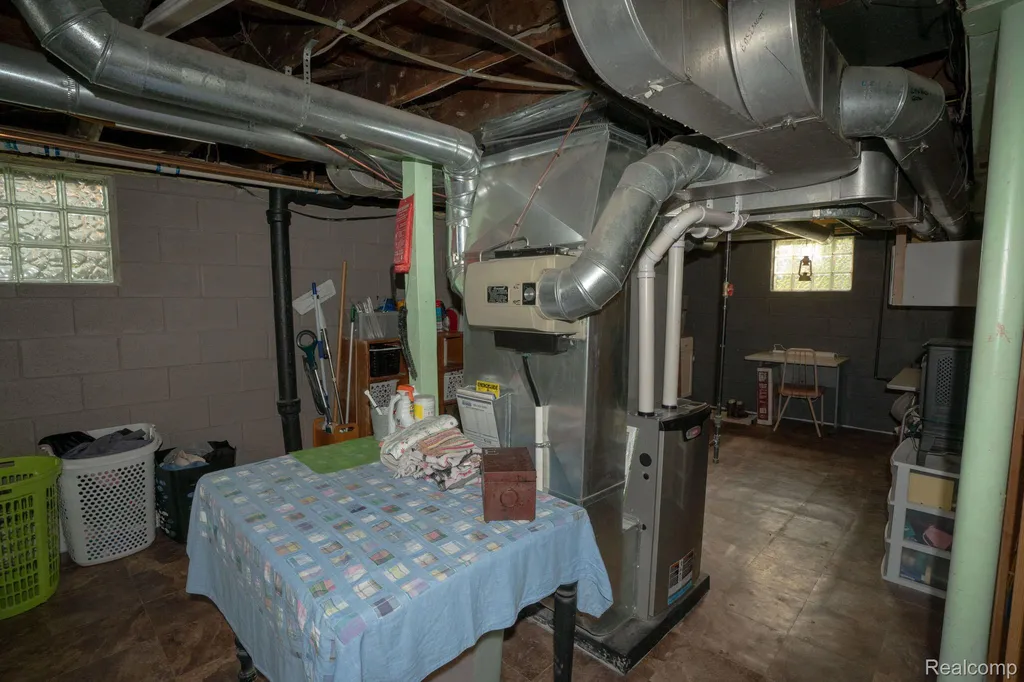 515 Jay Street St. Clair City MI 48079