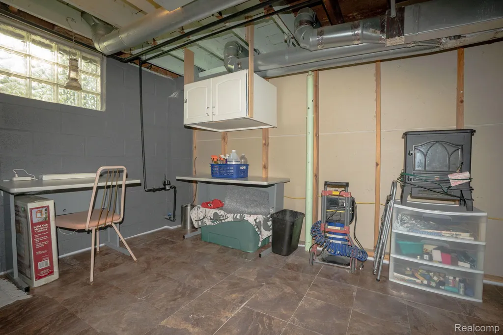 515 Jay Street St. Clair City MI 48079