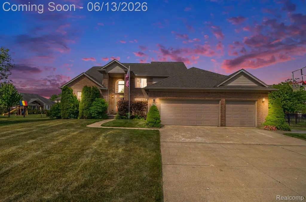 26820 Alderman Court Harrison Charter Township MI 48045