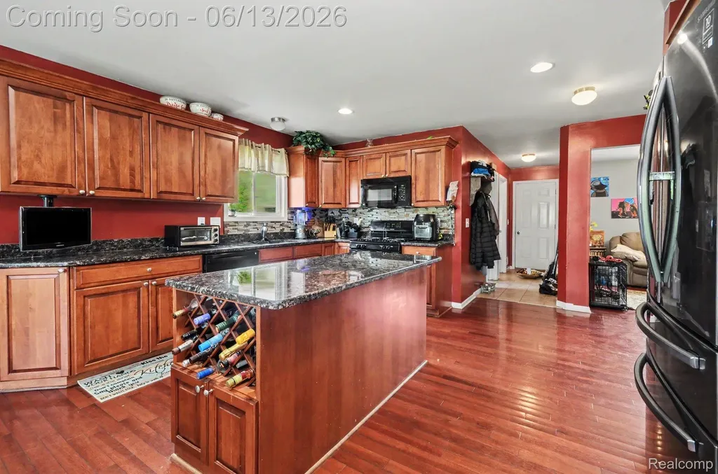 26820 Alderman Court Harrison Charter Township MI 48045