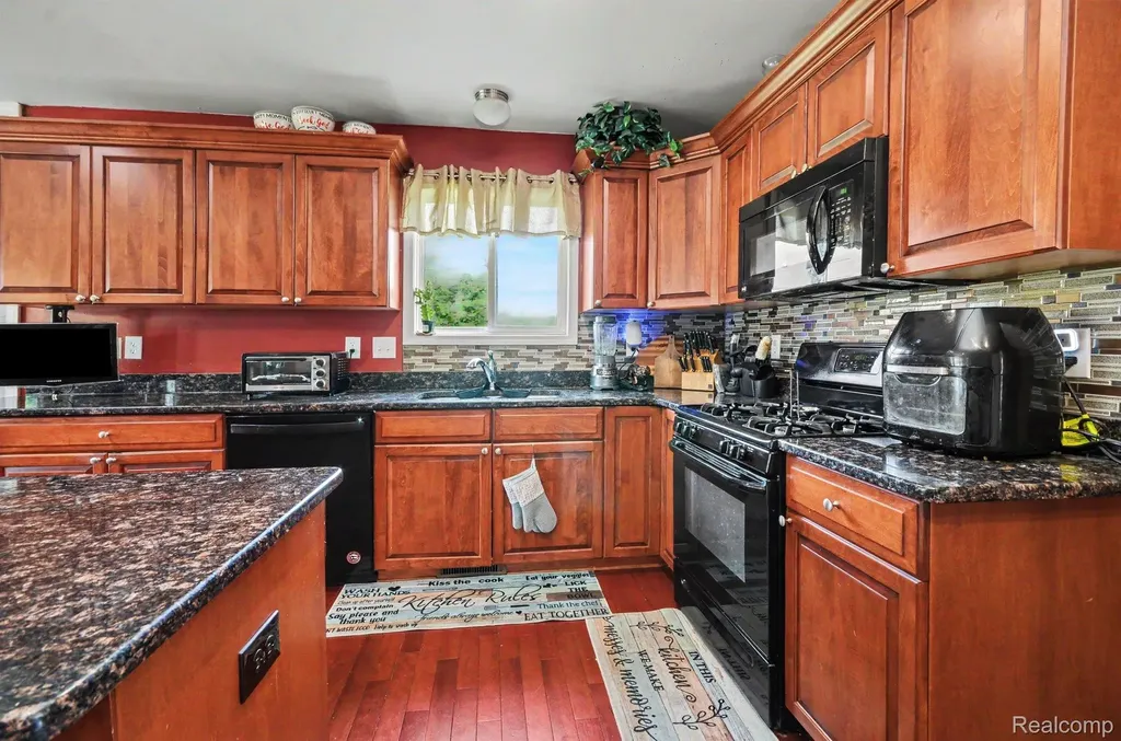 26820 Alderman Court Harrison Charter Township MI 48045