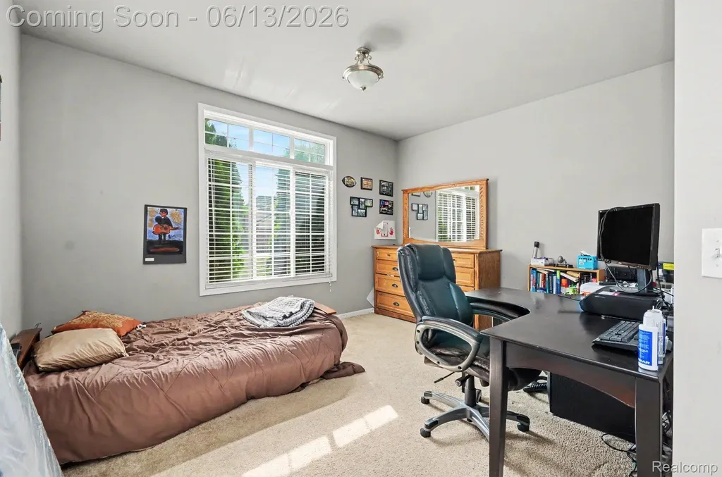 26820 Alderman Court Harrison Charter Township MI 48045