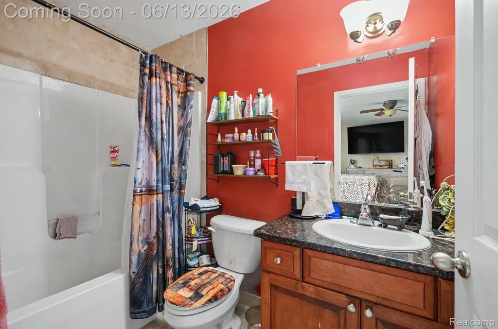26820 Alderman Court Harrison Charter Township MI 48045