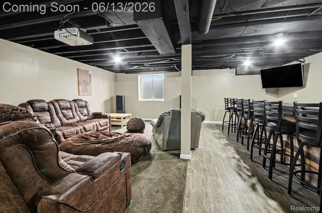 26820 Alderman Court Harrison Charter Township MI 48045