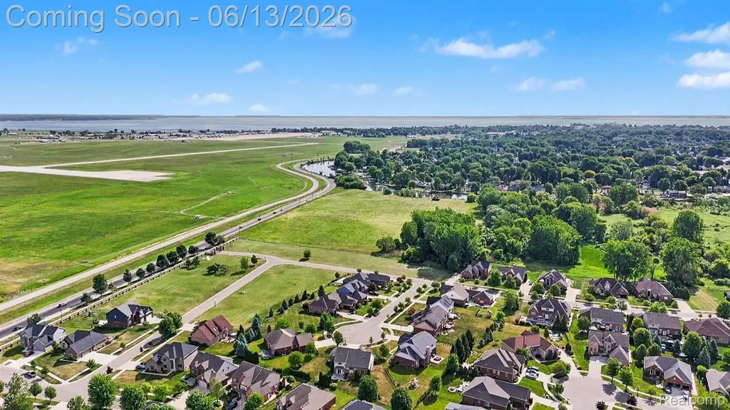 26820 Alderman Court Harrison Charter Township MI 48045