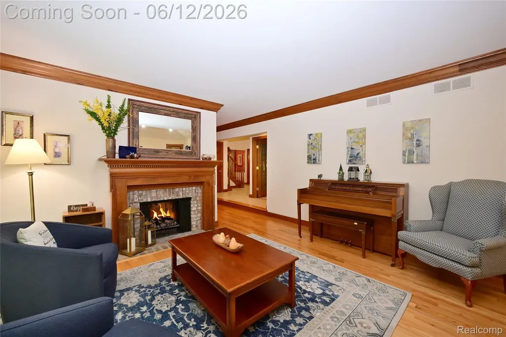 5684 Sussex Court Troy City MI 48098