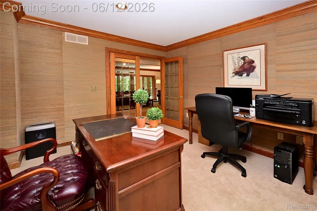5684 Sussex Court Troy City MI 48098