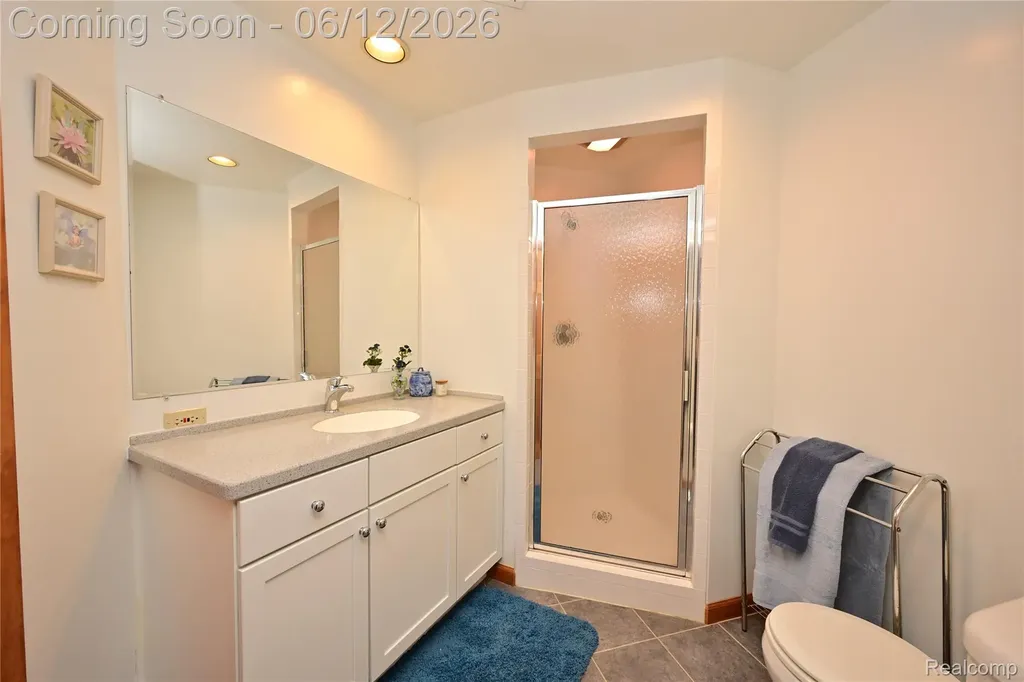 5684 Sussex Court Troy City MI 48098