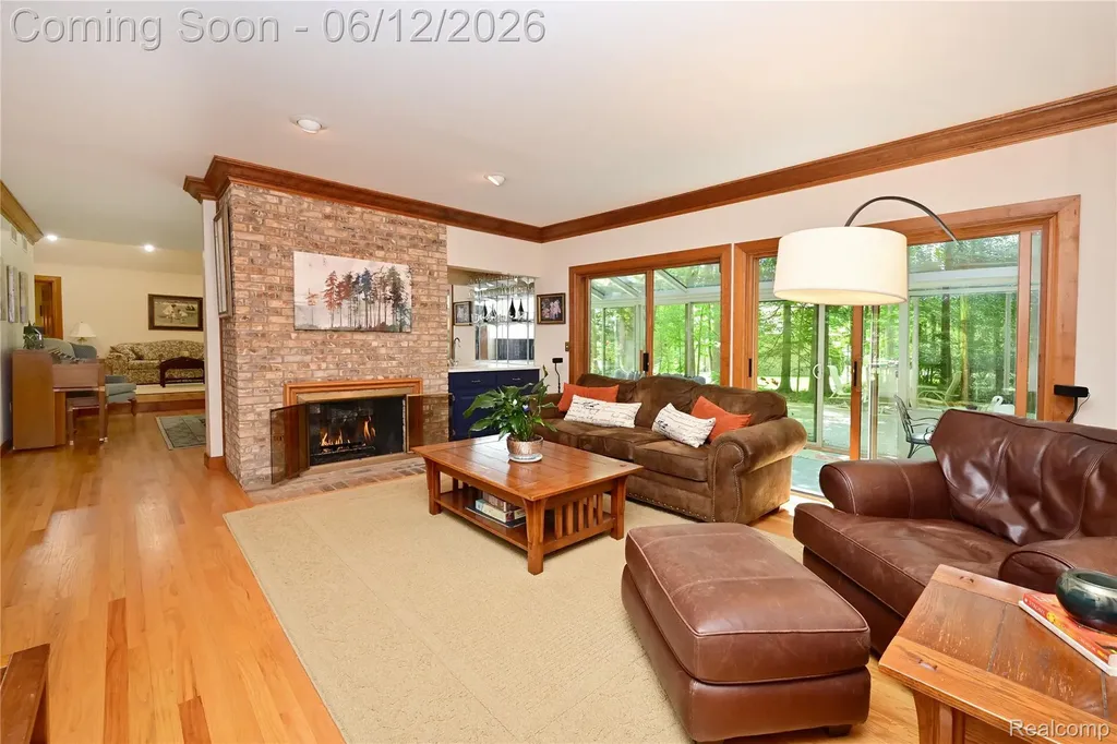 5684 Sussex Court Troy City MI 48098