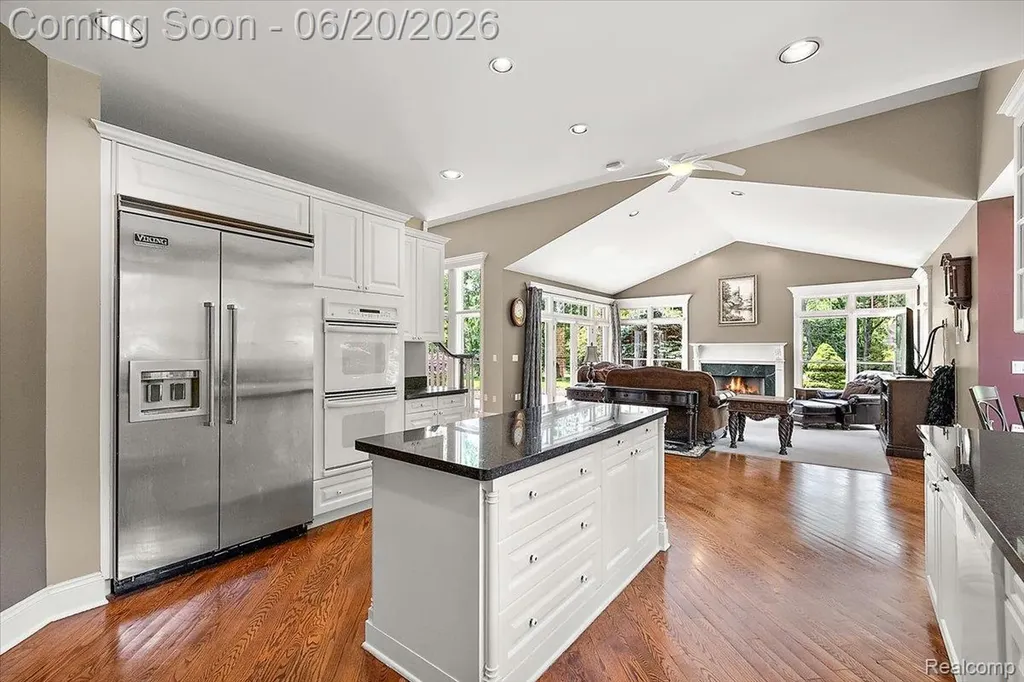 5022 Lone Pine Lane Bloomfield Hills City MI 48302