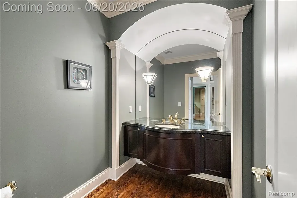 5022 Lone Pine Lane Bloomfield Hills City MI 48302