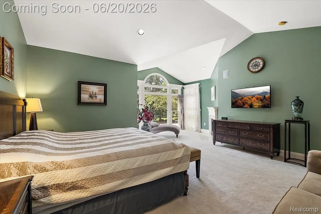 5022 Lone Pine Lane Bloomfield Hills City MI 48302