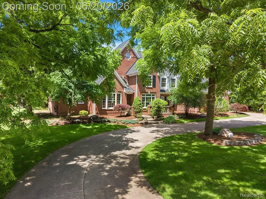 5022 Lone Pine Lane Bloomfield Hills City MI 48302