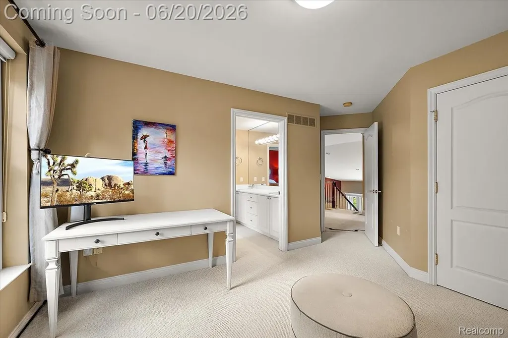 5022 Lone Pine Lane Bloomfield Hills City MI 48302