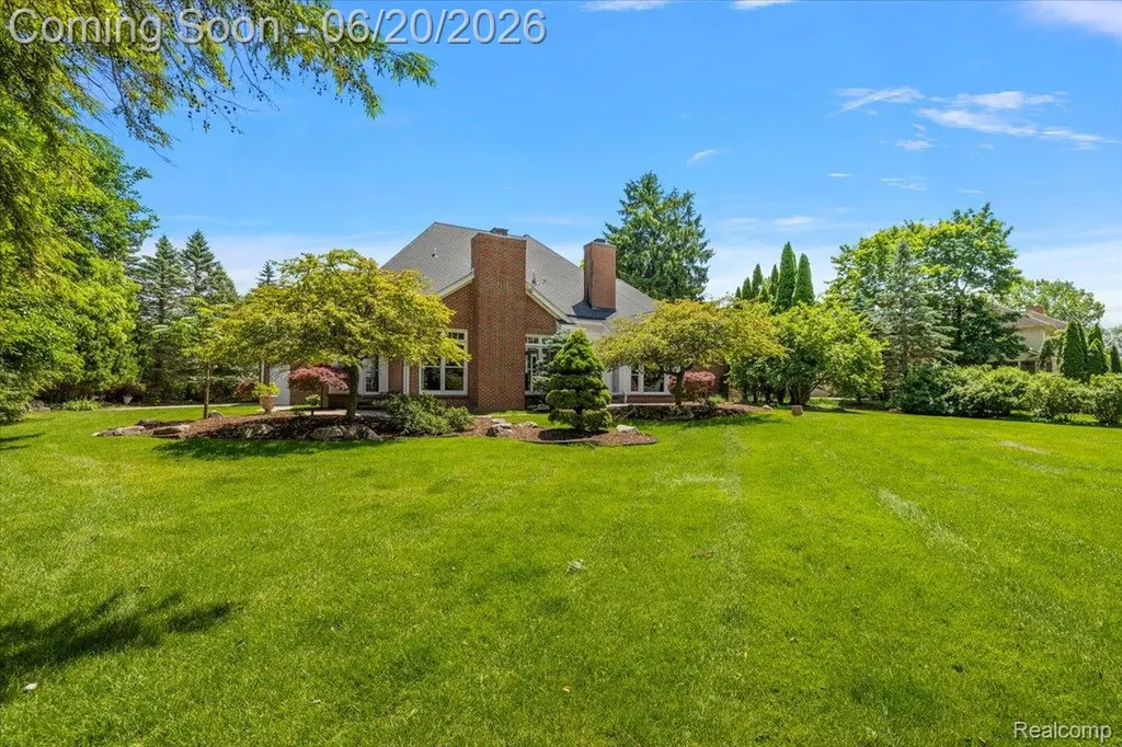 5022 Lone Pine Lane Bloomfield Hills City MI 48302
