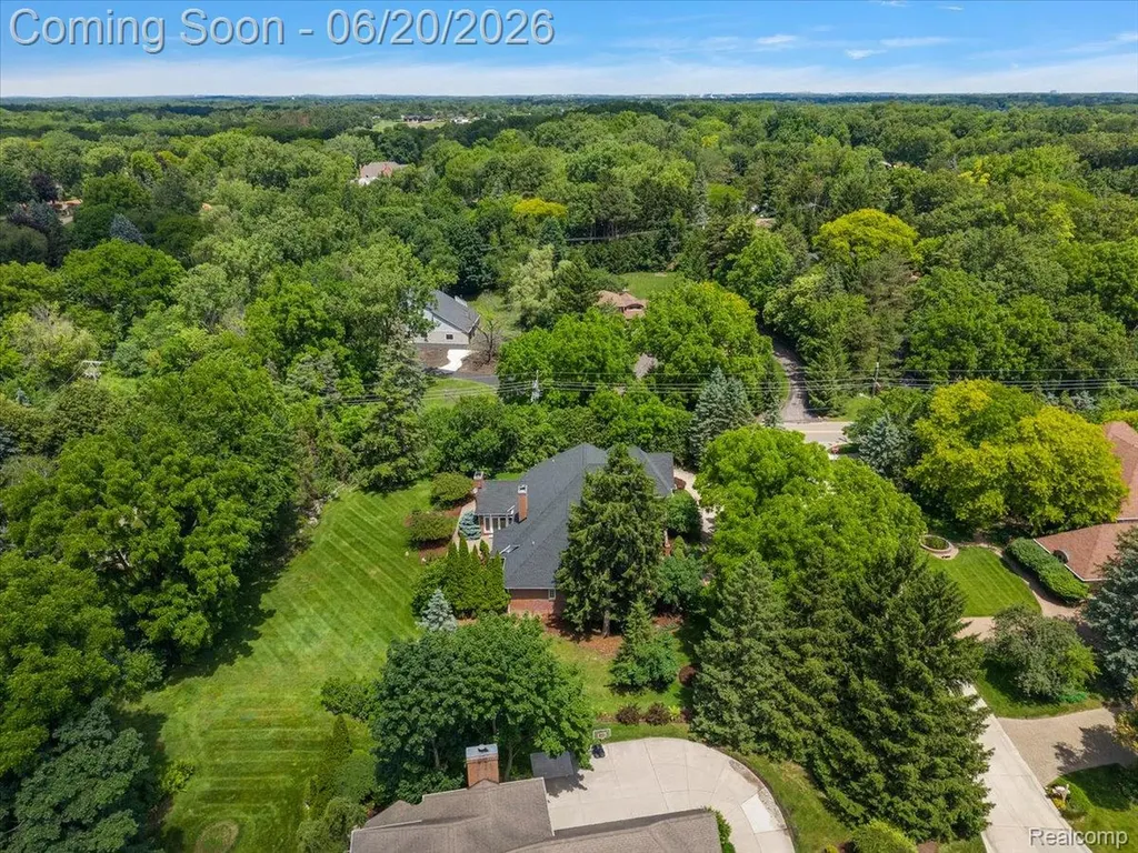5022 Lone Pine Lane Bloomfield Hills City MI 48302