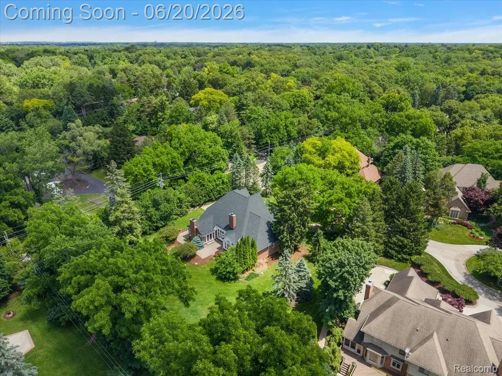 5022 Lone Pine Lane Bloomfield Hills City MI 48302