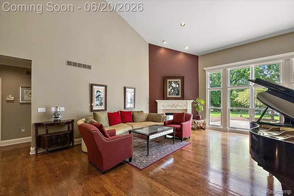 5022 Lone Pine Lane Bloomfield Hills City MI 48302