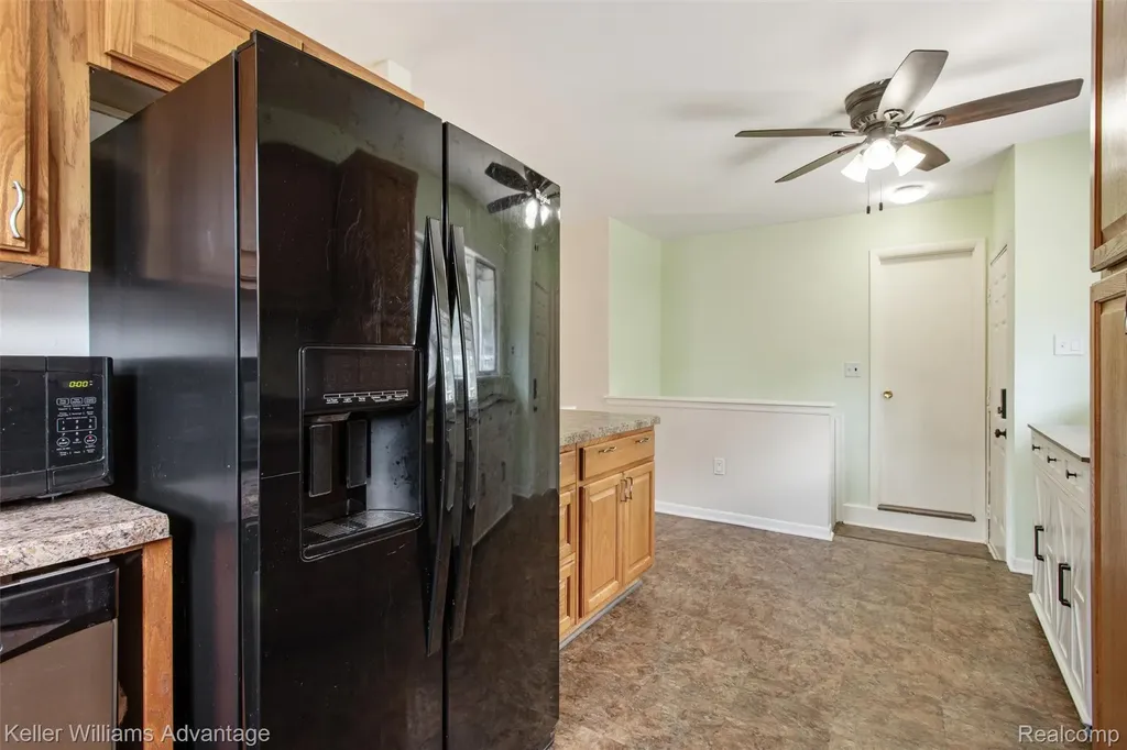 41119 Russet Lane Plymouth Charter Township MI 48170