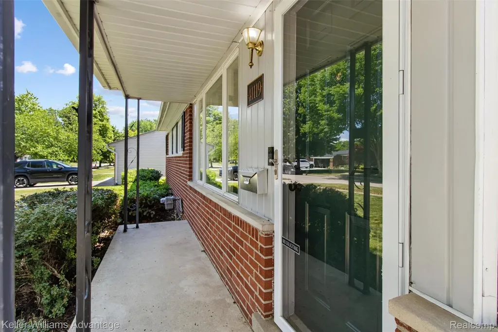 41119 Russet Lane Plymouth Charter Township MI 48170