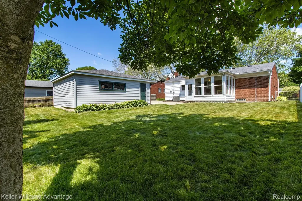 41119 Russet Lane Plymouth Charter Township MI 48170