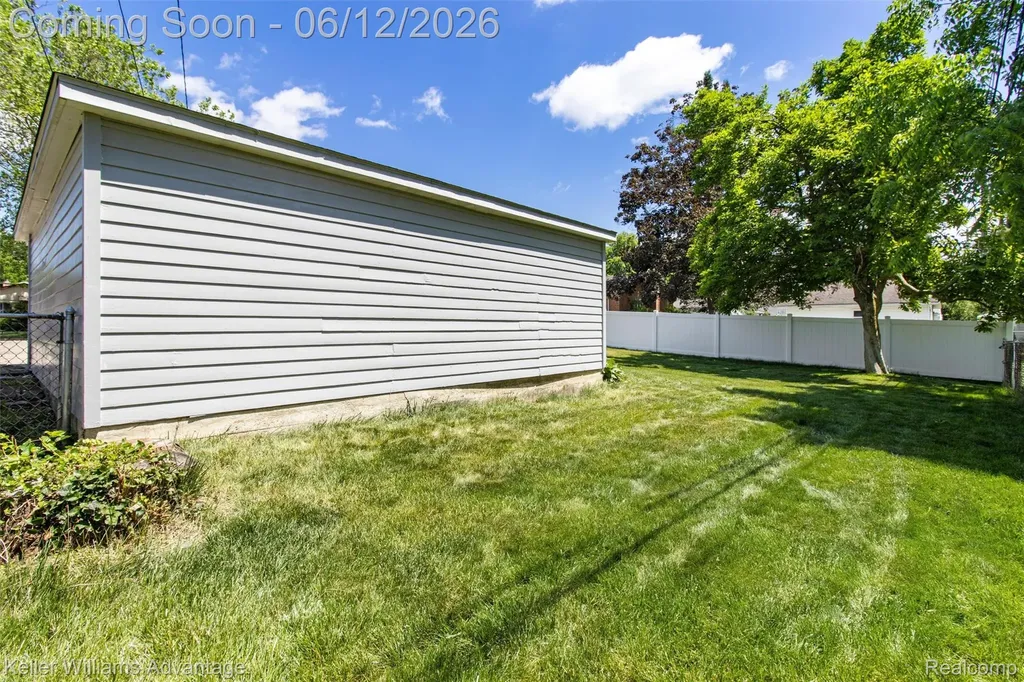 41119 Russet Lane Plymouth Charter Township MI 48170