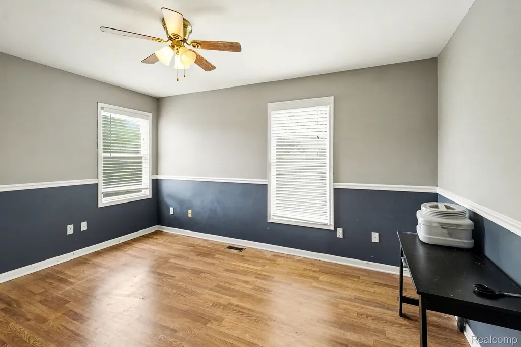 9270 Anacapa Bay Drive Hamburg Township MI 48169