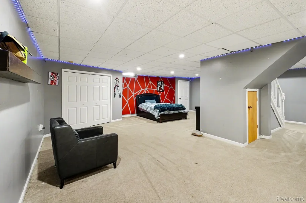 9270 Anacapa Bay Drive Hamburg Township MI 48169