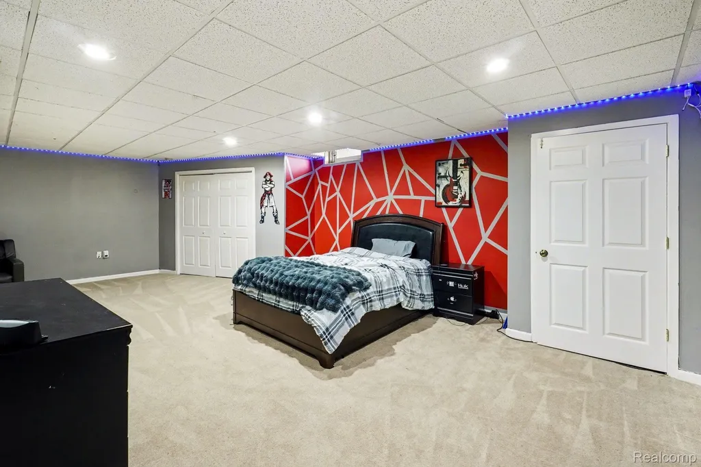 9270 Anacapa Bay Drive Hamburg Township MI 48169