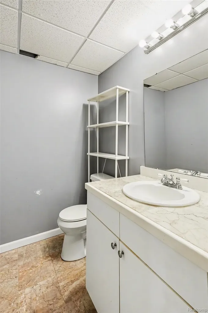 9270 Anacapa Bay Drive Hamburg Township MI 48169