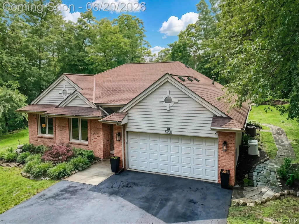 5901 Ford Road Commerce Charter Township MI 48382