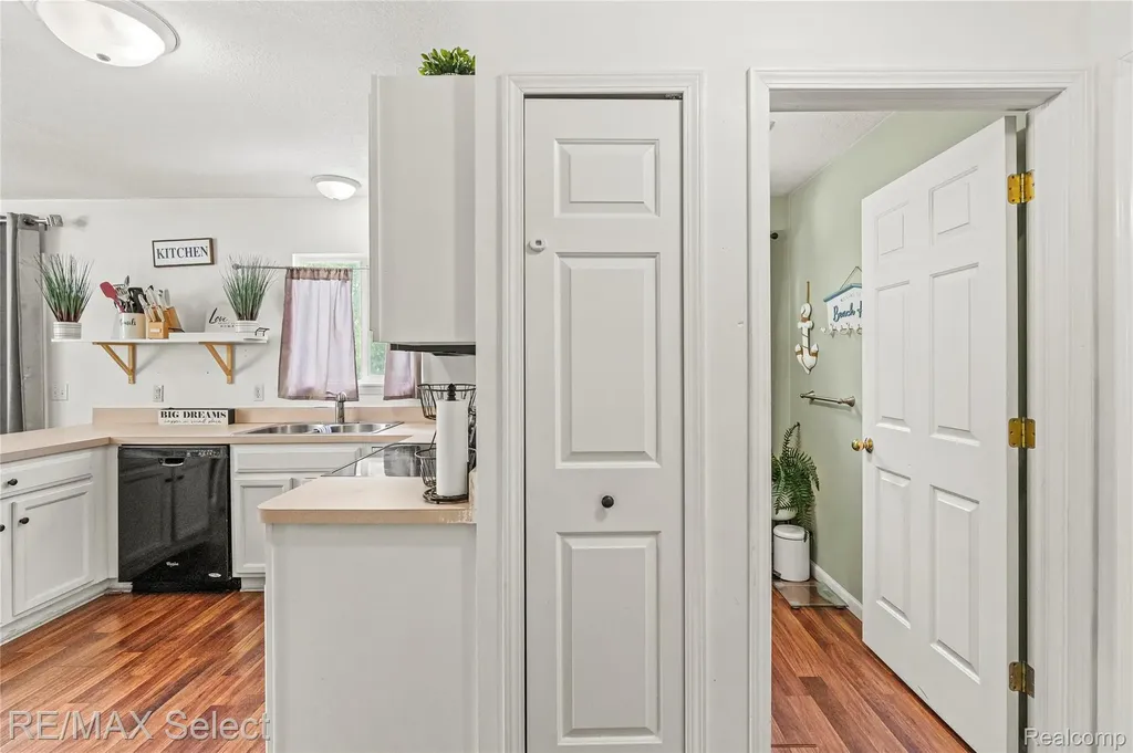 4399 Eagle Lane Burton City MI 48519